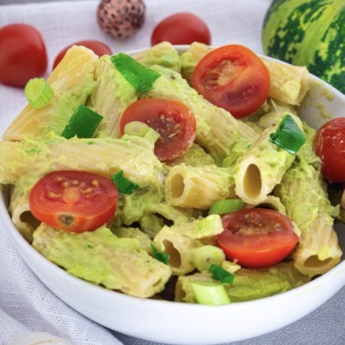Einfaches Avocado Pesto Mini